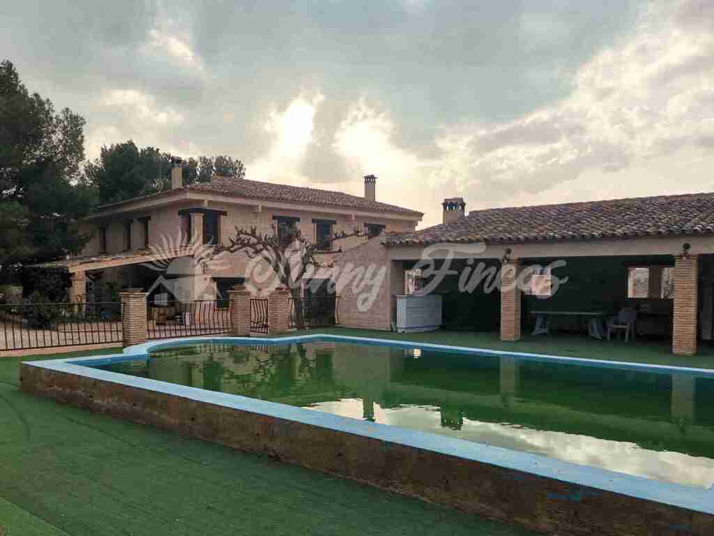 casa de campo-masía en venta en yecla murcia foto grande (2)