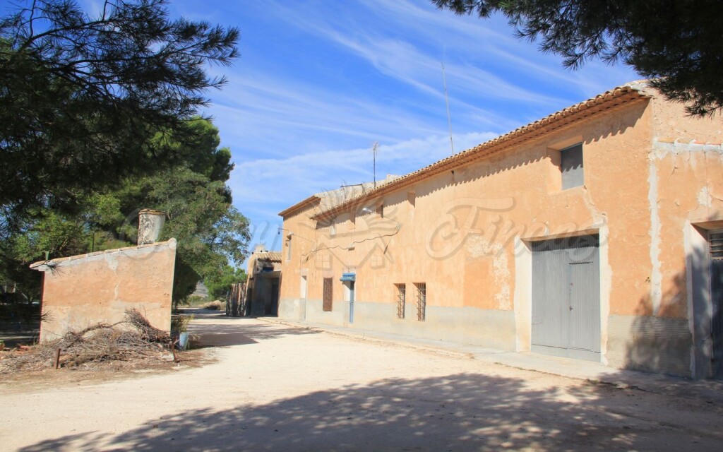 casa de campo-masía en venta en yecla murcia foto grande (3)
