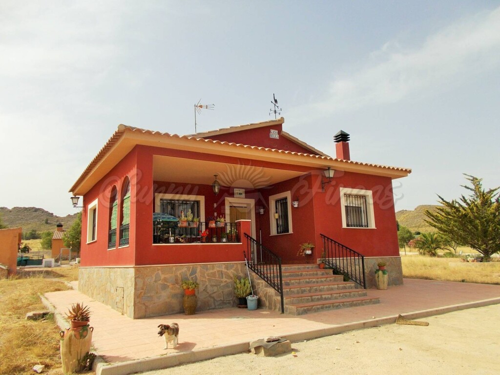 Foto casa-chalet en venta en yecla murcia