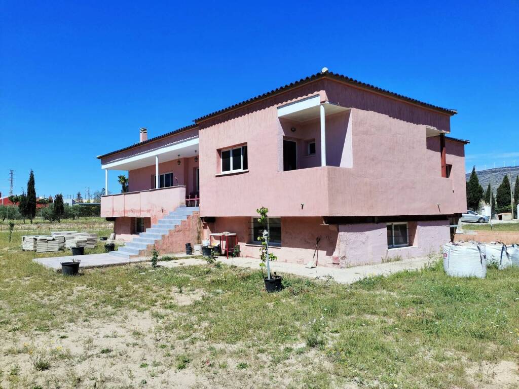 Foto casa-chalet en venta en caudete albacete