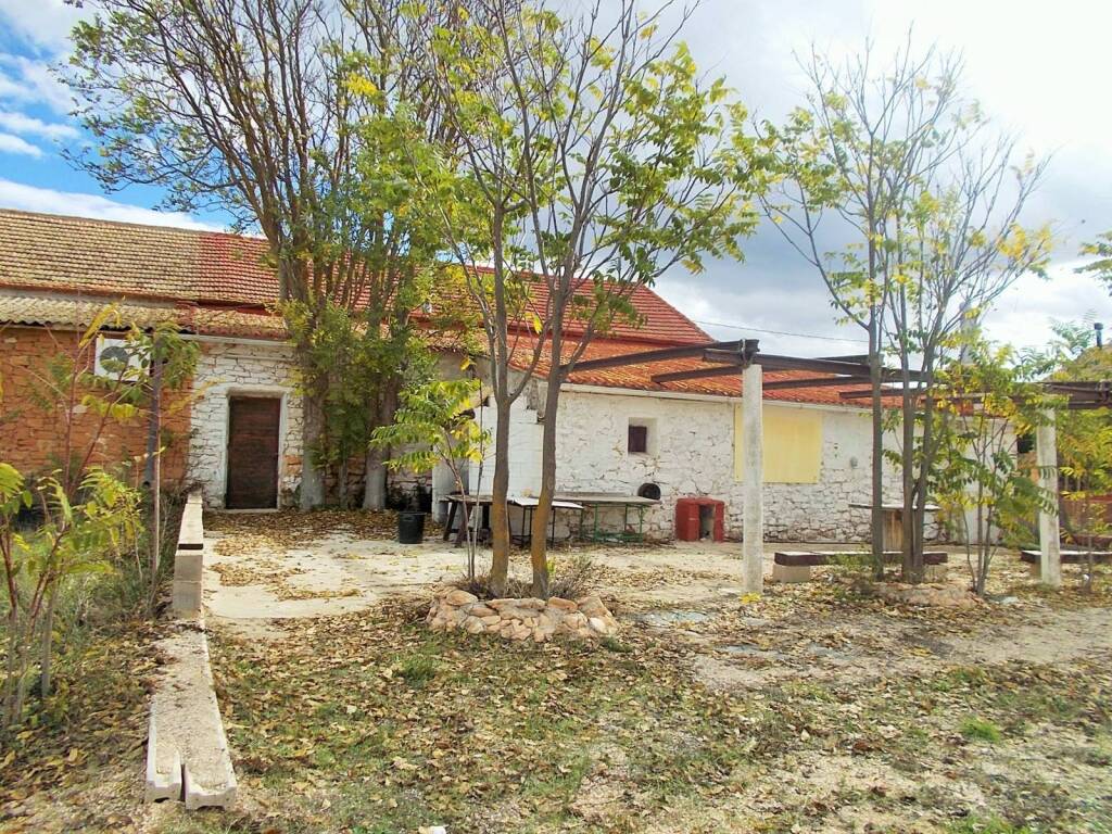 casa de campo-masía en venta en yecla murcia foto grande (2)