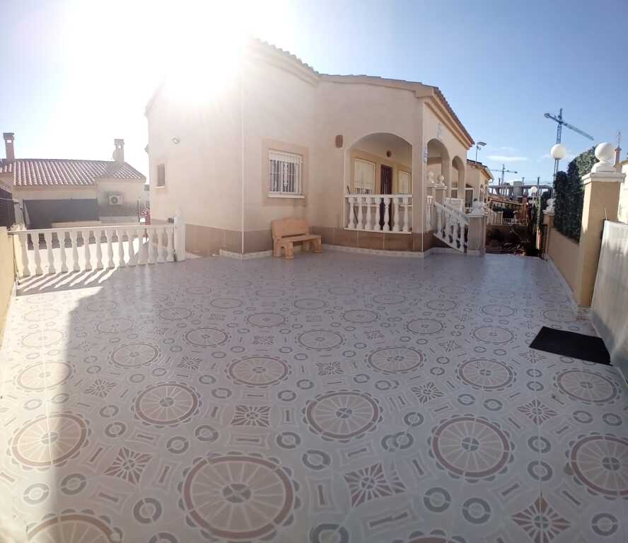 Foto casa-chalet en venta en almendros, los (orihuela-costa) alicante