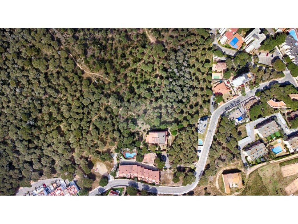 parcela en venta en castell platja d aro girona foto grande (2)
