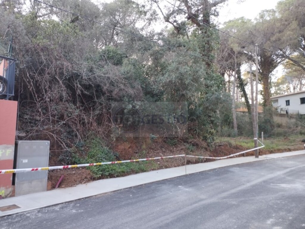 parcela en venta en calonge girona foto grande (3)