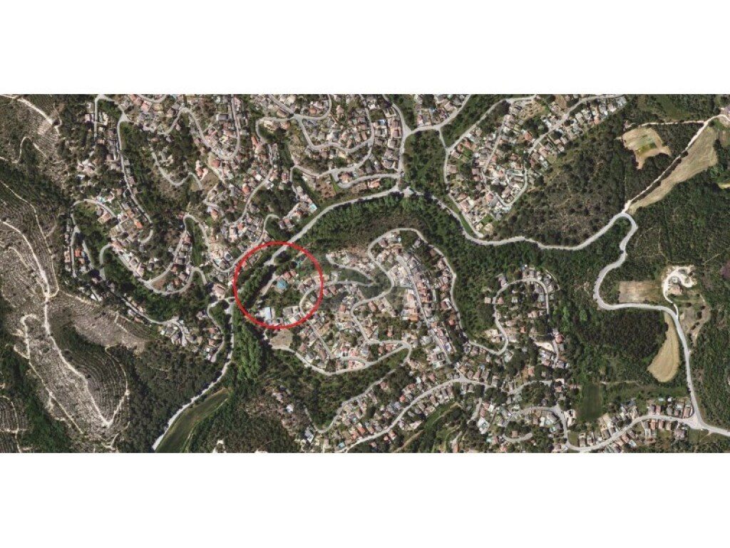 Foto local comercial en venta en maçanet de la selva girona