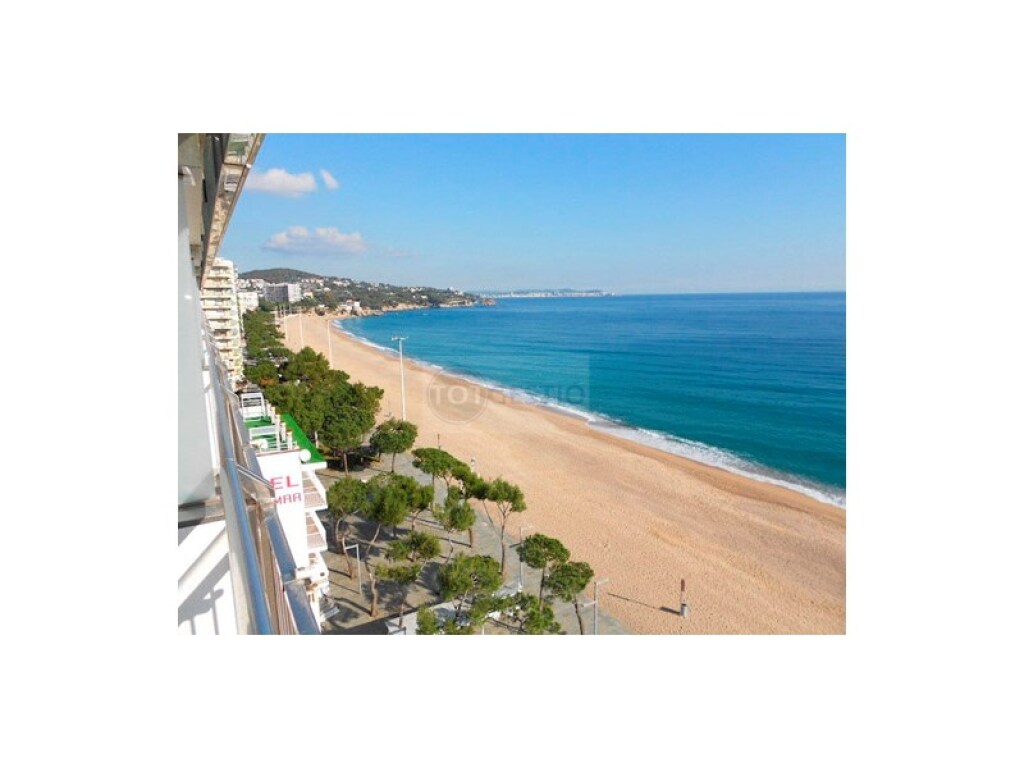 piso en venta en castell platja d aro girona foto grande (3)