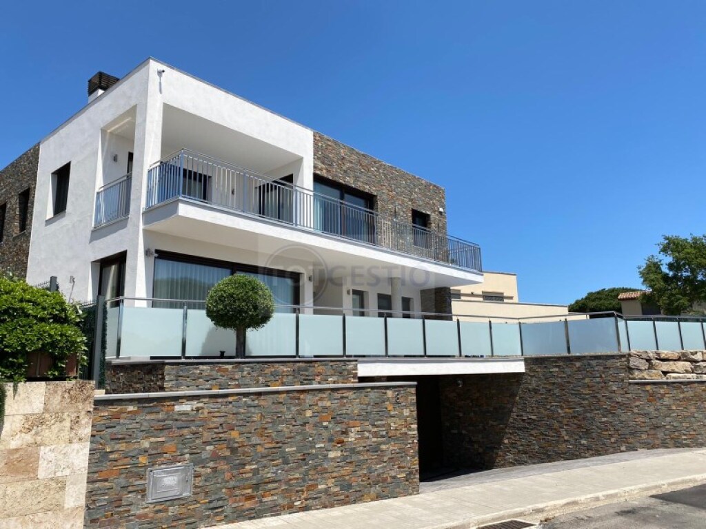 Foto casa-chalet en venta en sant feliu de guixols girona