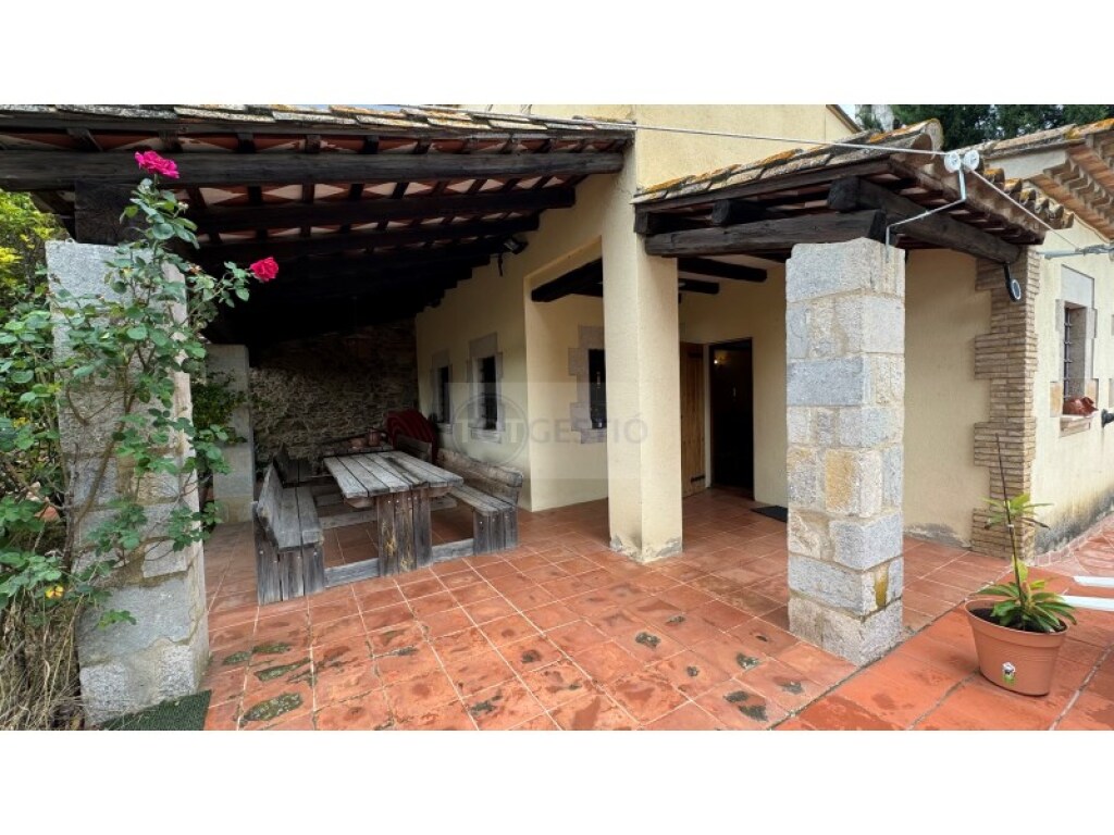 casa-chalet en venta en llambilles girona foto grande (3)