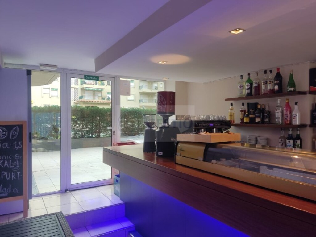 local comercial en venta en castell platja d aro girona foto grande (3)