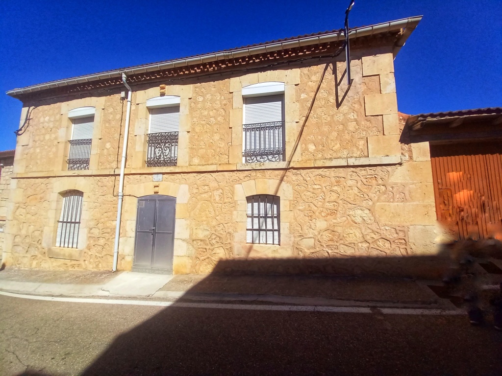 casa-chalet en venta en fuentesoto segovia foto grande (3)
