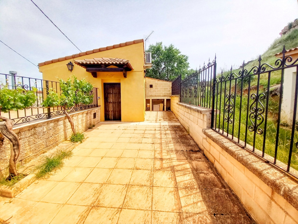casa de pueblo en venta en fuentespina burgos foto grande (2)