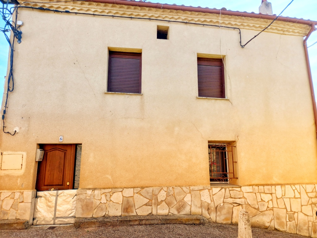 casa-chalet en venta en gumiel de izan burgos foto grande (2)