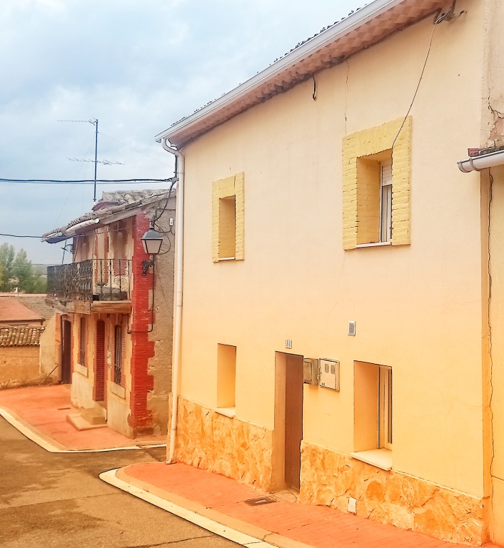 Foto casa-chalet en venta en castrillo de la vega burgos