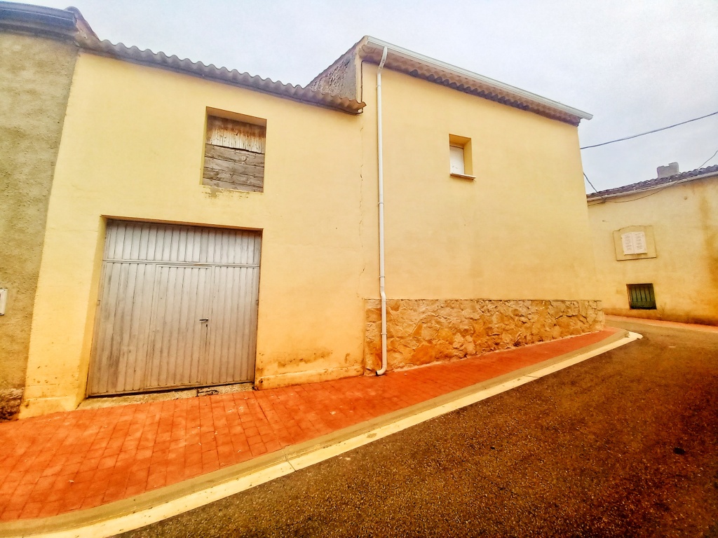 casa-chalet en venta en castrillo de la vega burgos foto grande (2)