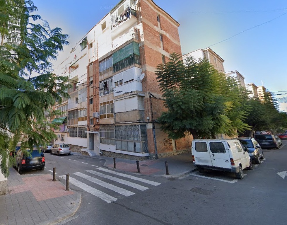 Gran entresuelo  de segunda mano - Piso en Venta en Alicante Alicante VIRGEN DEL REMEDIO