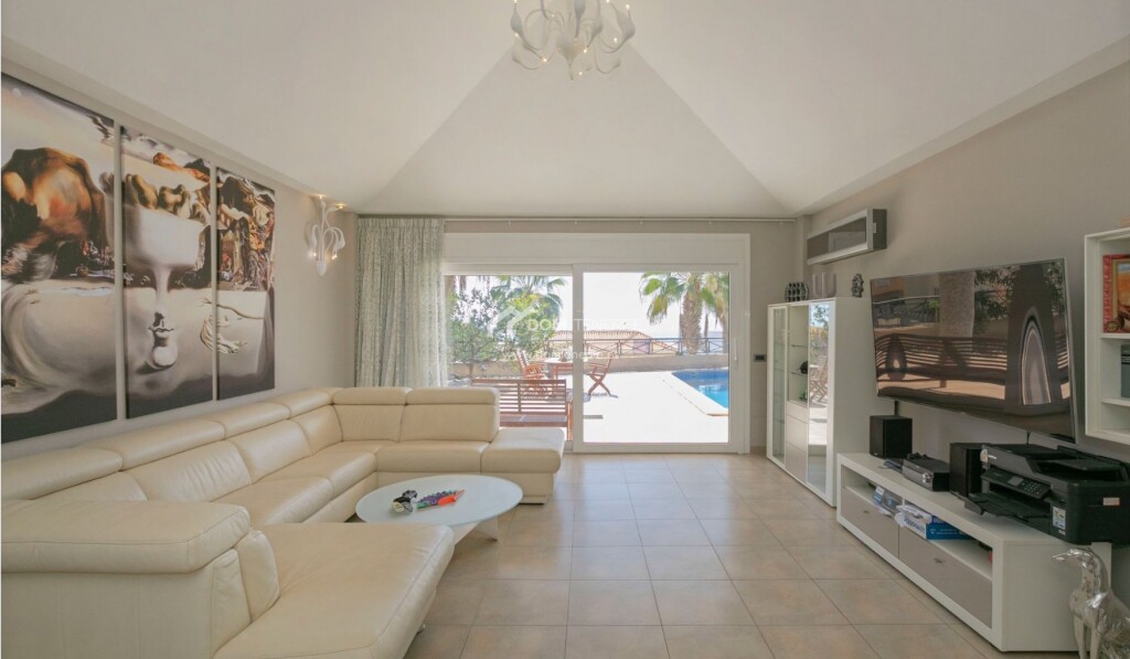 casa-chalet en venta en adeje santa cruz de tenerife foto grande (3)