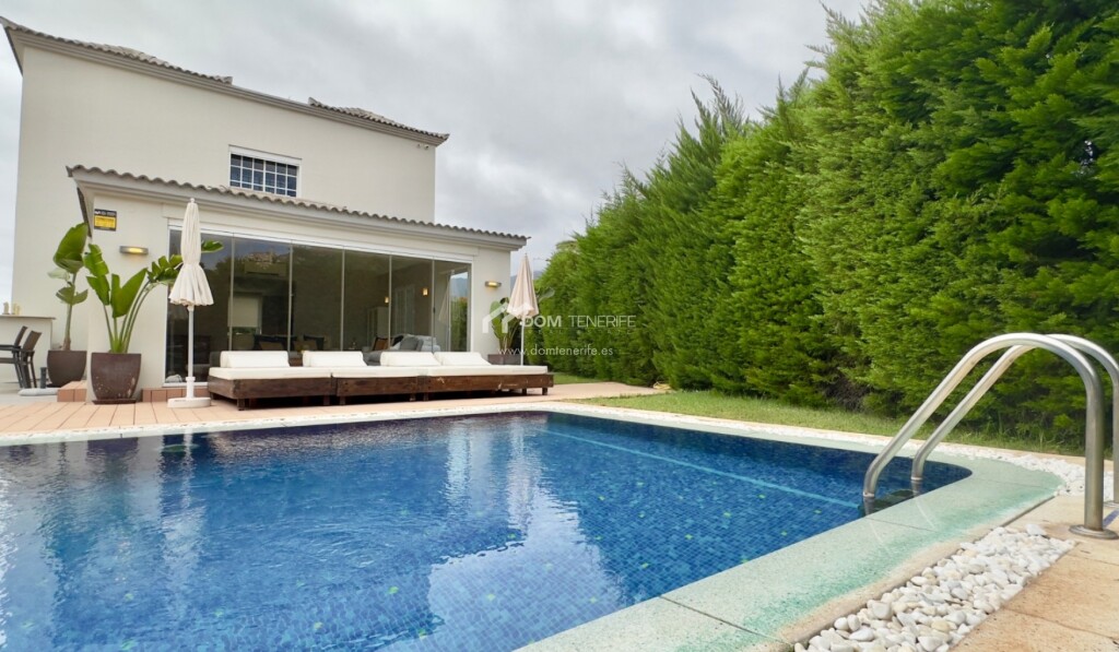 casa-chalet en venta en adeje santa cruz de tenerife foto grande (2)