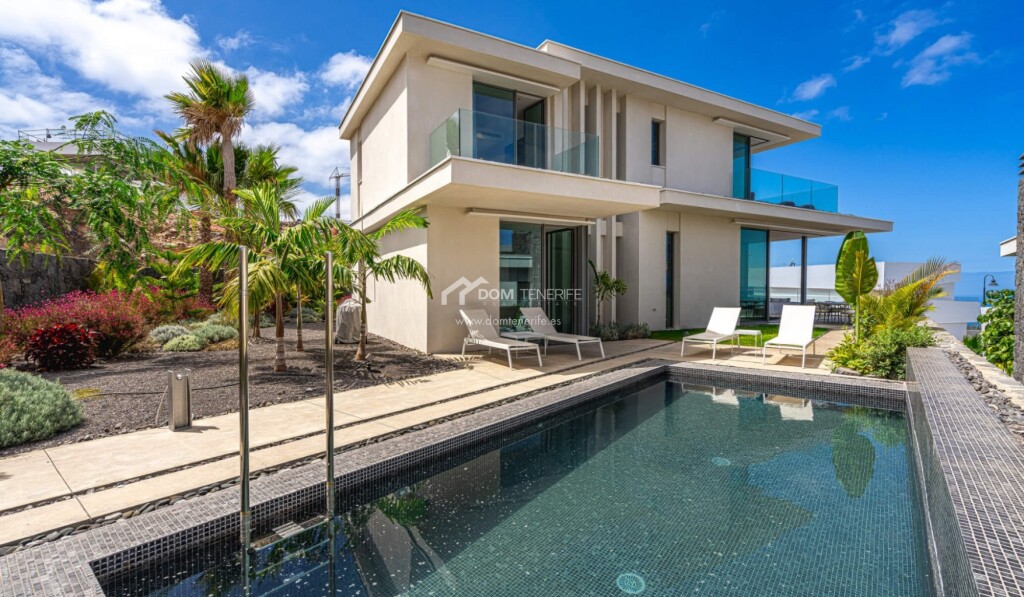 Foto casa-chalet en venta en guia de isora santa cruz de tenerife