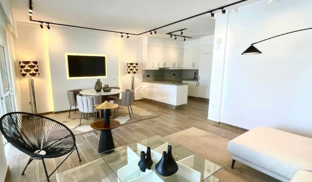 casa de pueblo en venta en adeje santa cruz de tenerife foto grande (2)