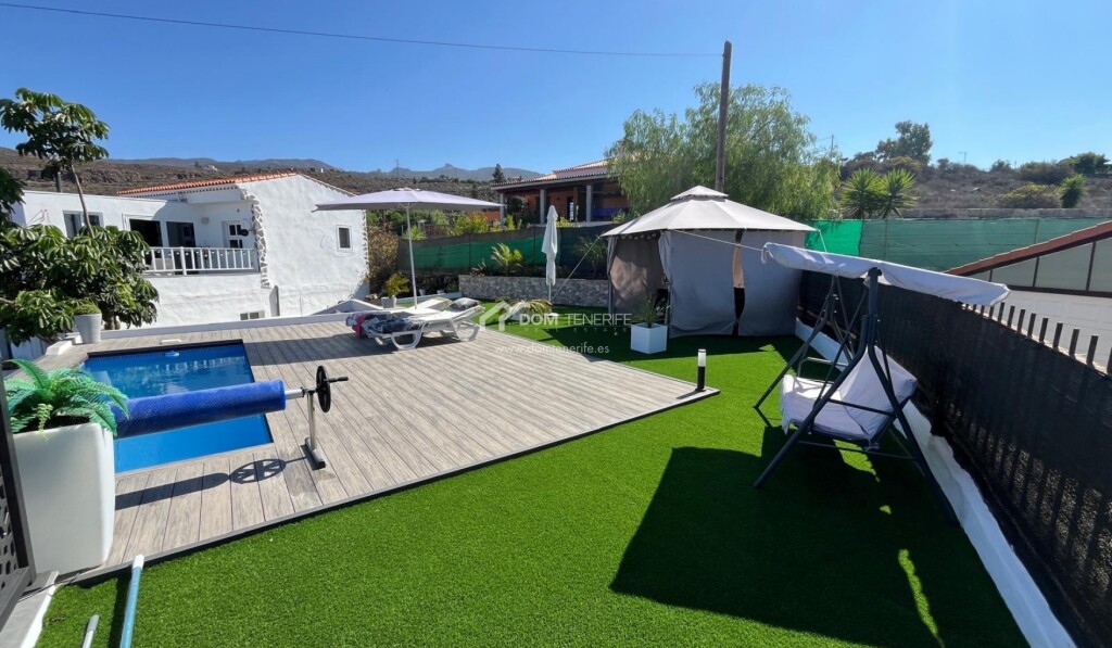 Foto casa-chalet en venta en adeje santa cruz de tenerife