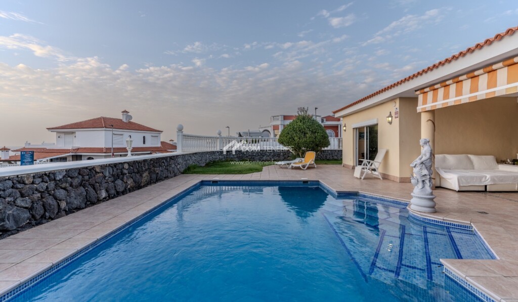 casa-chalet en venta en guia de isora santa cruz de tenerife foto grande (3)