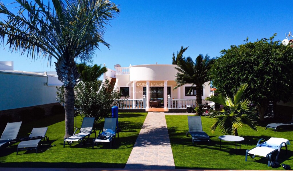 Foto casa-chalet en venta en adeje santa cruz de tenerife
