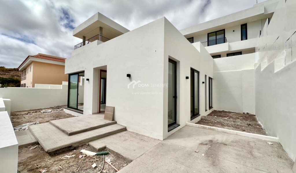 Foto casa-chalet en venta en adeje los olivos santa cruz de tenerife