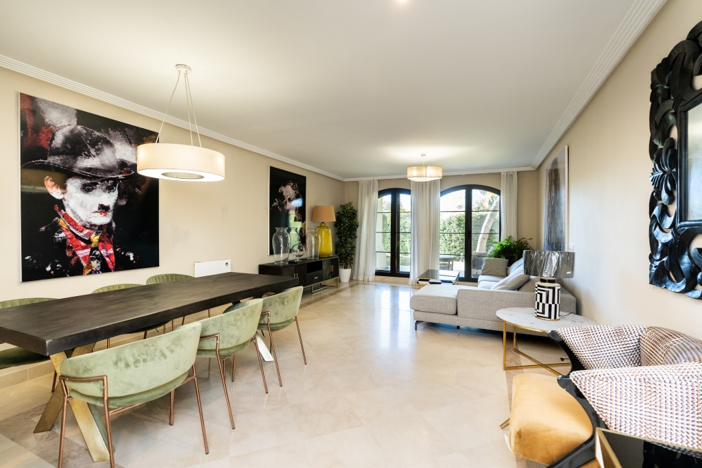 apartamento en venta en benahavis málaga foto grande (3)