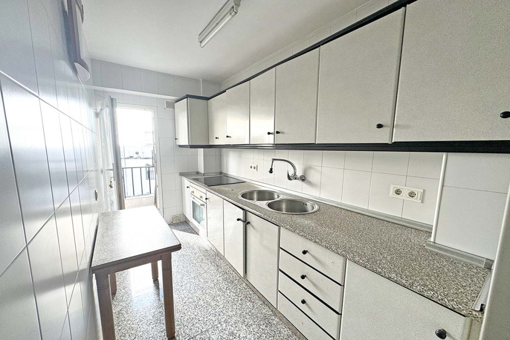 piso en venta en marbella málaga foto grande (2)