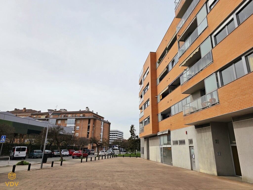 Foto piso en venta en pamplona navarra rochapea