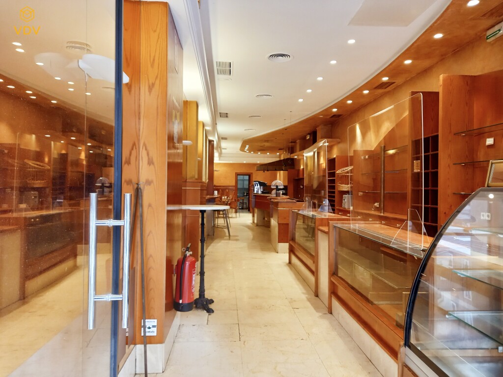 local comercial en venta en pamplona navarra ensanches foto grande (2)