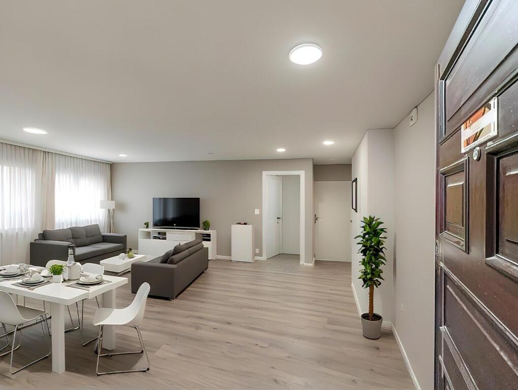 magnífico piso en la mejor zona de l'eixample de girona foto grande (2)