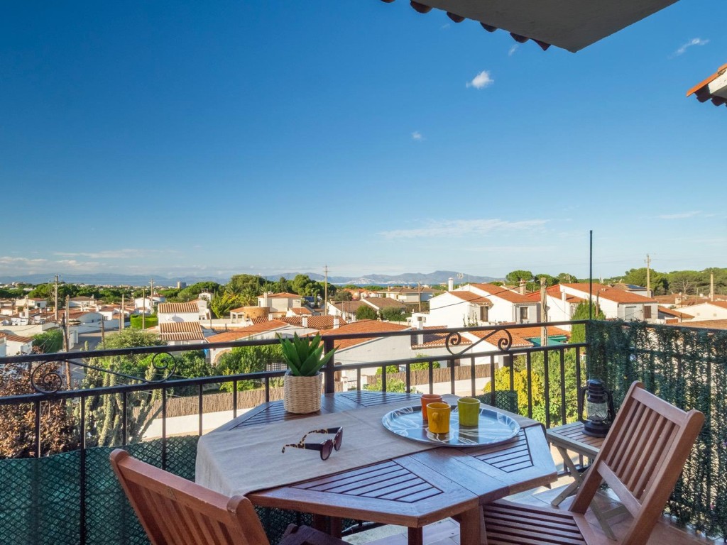 Piso en muy buen estado con vistas despejadas