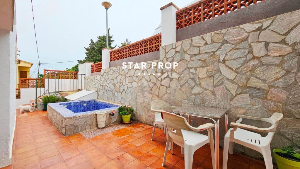 Foto piso en llançà