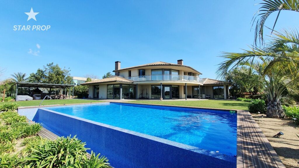 Foto Casa en Venta en Peralada, Girona - € 3.450.000 - mil981254 - BienesOnLine