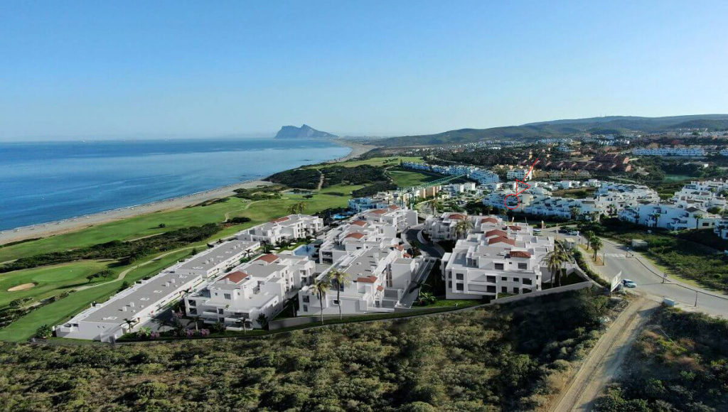 Foto adosada en venta en alcaidesa, la cádiz
