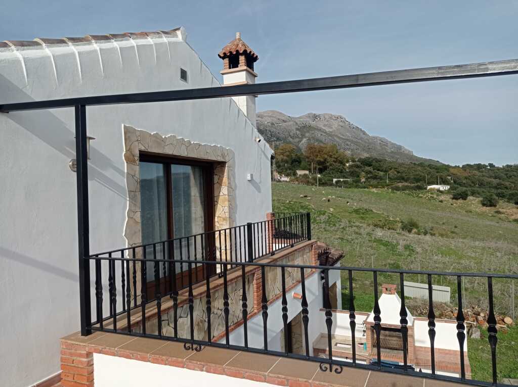 casa-chalet en alquiler vacacional en cortes de la frontera málaga foto grande (2)