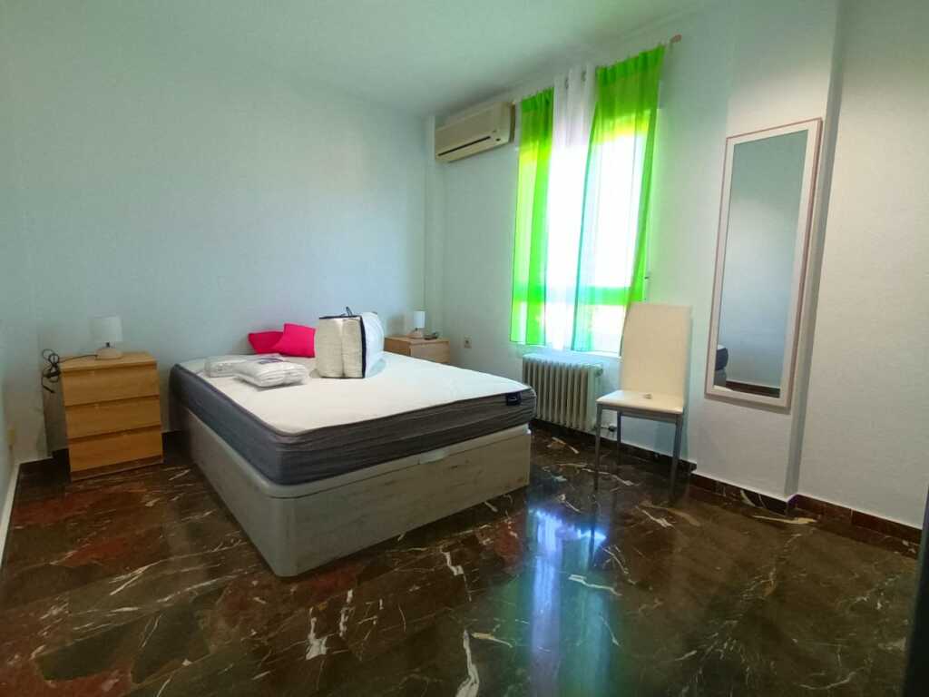 Apartamento en Alquiler en Granada Granada CENTRO