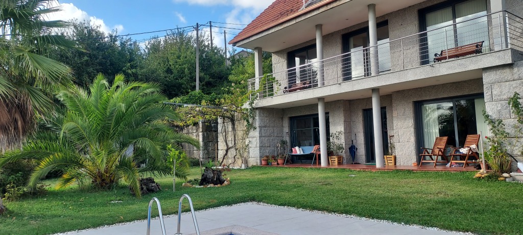 Foto casa-chalet de obra nueva en venta en amorin pontevedra