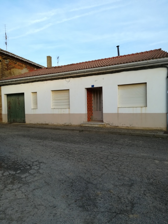 Casa-Chalet en Venta en Villavelasco De Valderaduey León 