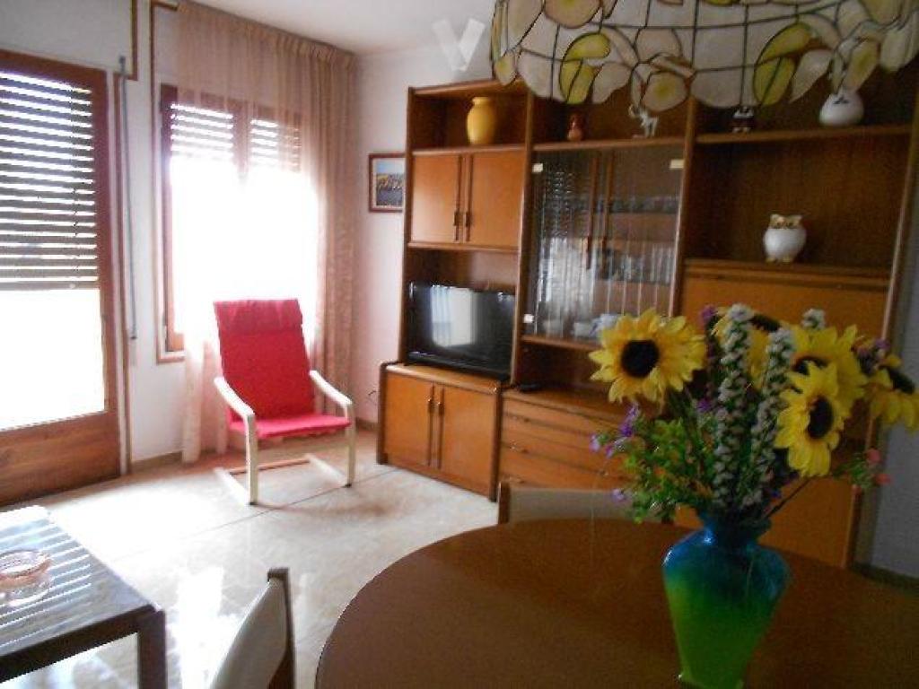 apartamento en alquiler vacacional en torredembarra tarragona centro foto grande (2)